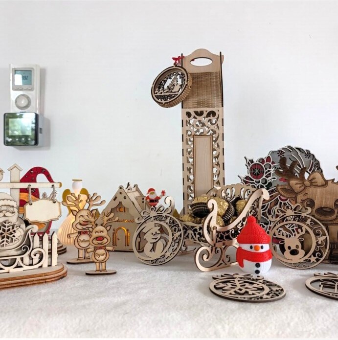 Décorations artisanales en bois, pensées pour les fêtes